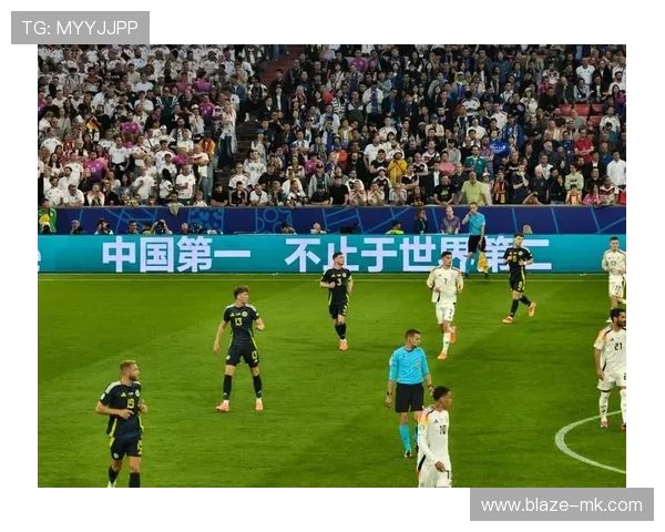 穆西亚拉刷新最年轻纪录，青史留名成足球新传奇